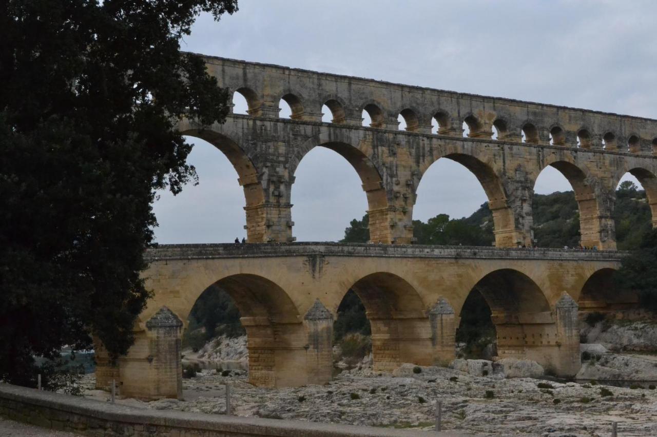 Le Mas De Tiomka Saint-Maximin (Gard) Exterior foto